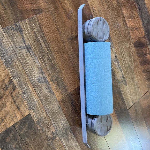 Piston Paper Towel Holder - Picture 4 of 5